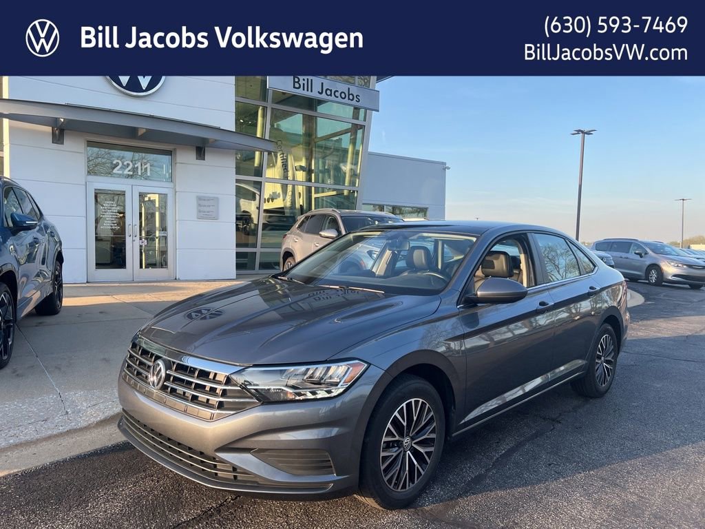 Used 2021 Volkswagen Jetta SE image 1