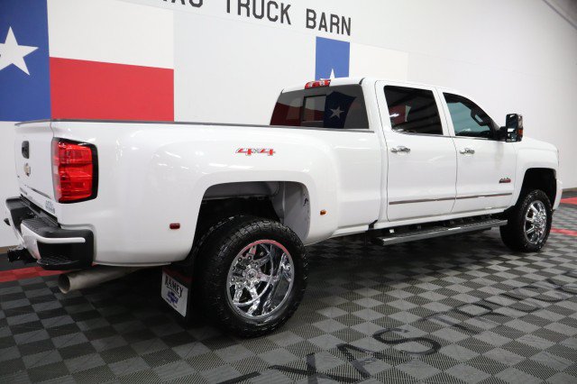 Used 2017 Chevrolet Silverado 3500 High Country w/ Duramax Plus Package AWD/4WD image 17