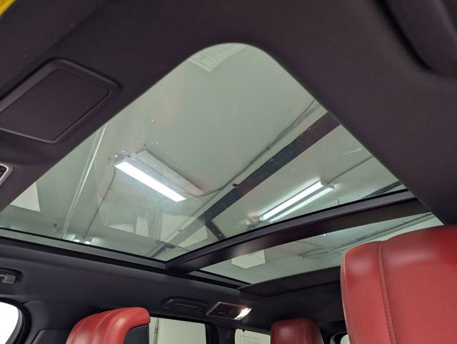 Used 2021 Land Rover Range Rover Sport HST image 13