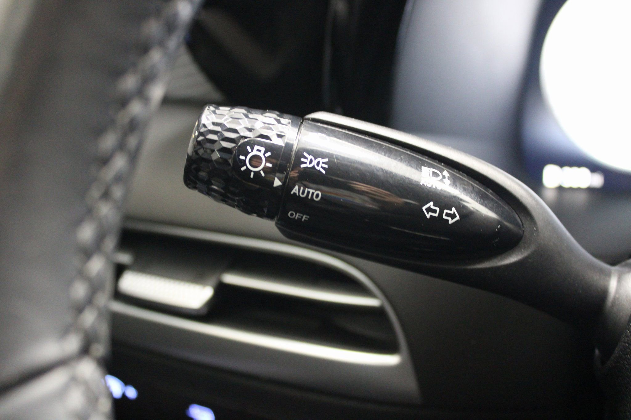 Used 2023 Hyundai Palisade Limited w/ Cargo Package image 47