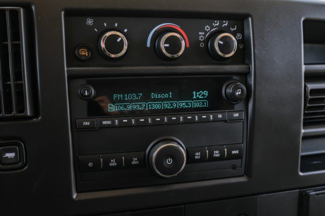 Used 2021 Chevrolet Express 2500 w/ Enhanced Convenience Package RWD image 26