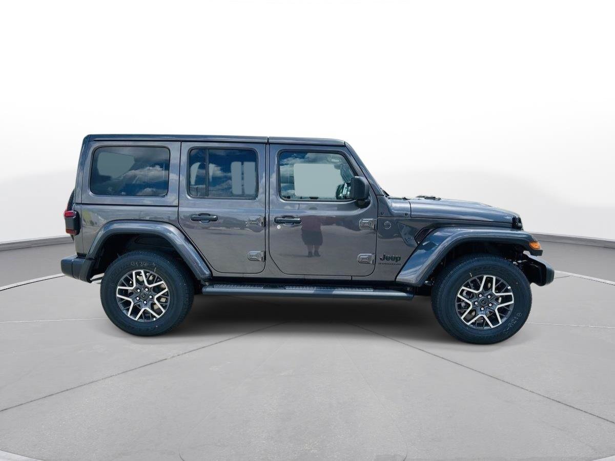 New 2025 Jeep Wrangler Unlimited Sahara AWD/4WD image 36