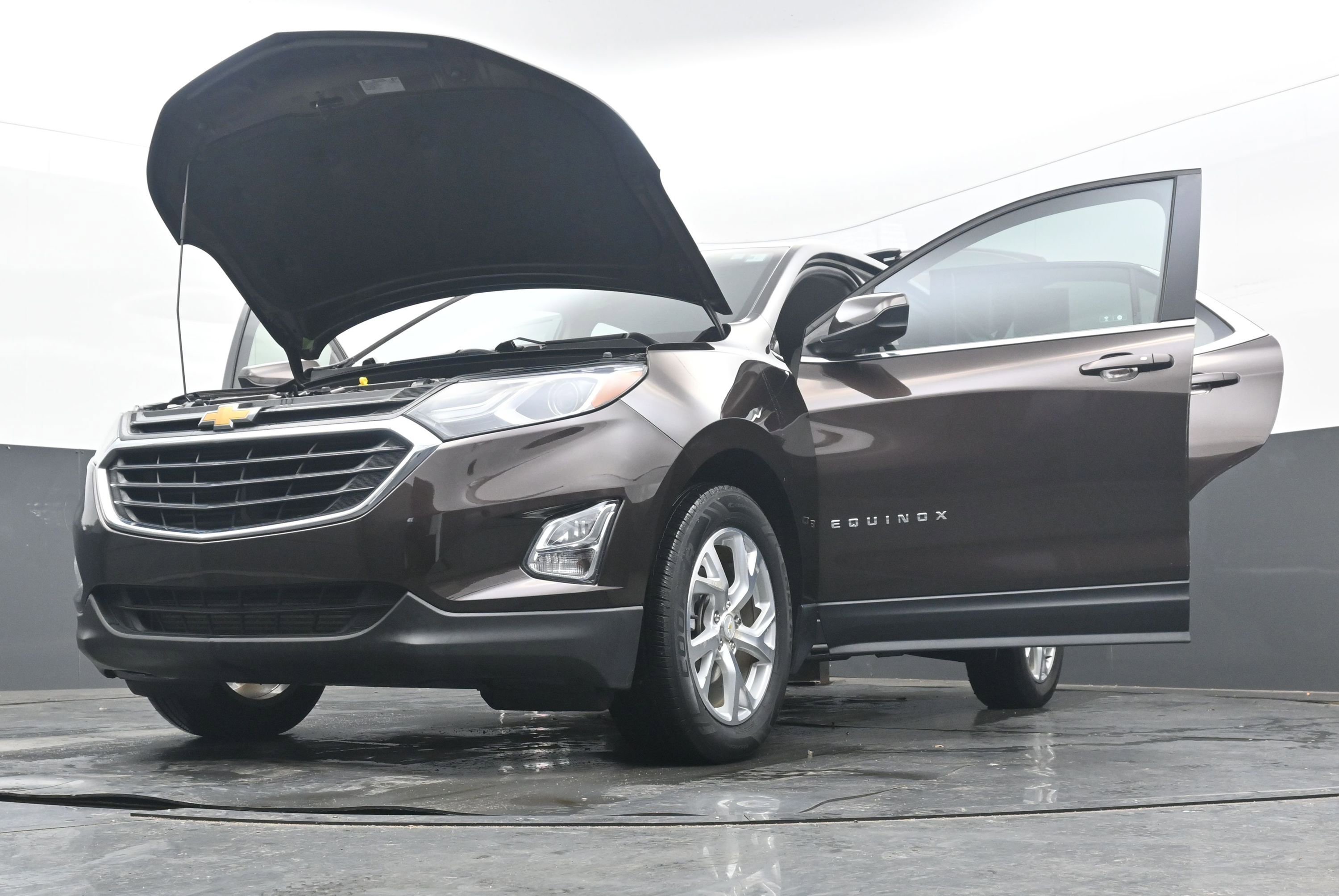 Used 2020 Chevrolet Equinox LT image 39