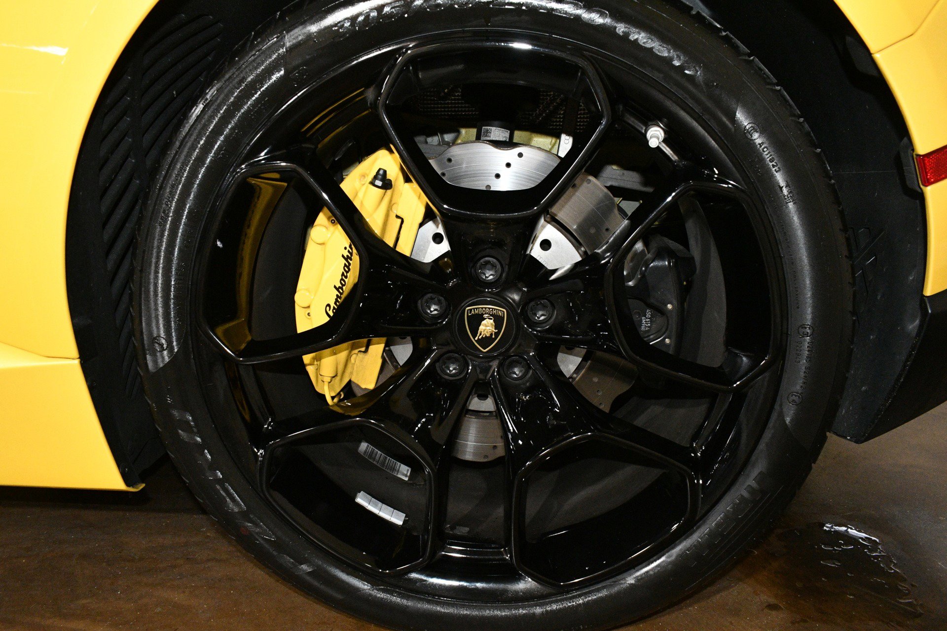 Used 2018 Lamborghini Huracan LP 580-2 image 67