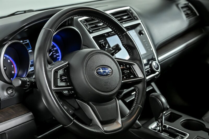 Used 2018 Subaru Outback 2.5i Limited AWD/4WD image 23