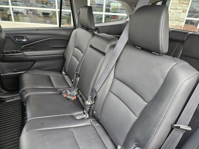 Used 2020 Honda Pilot Touring image 27