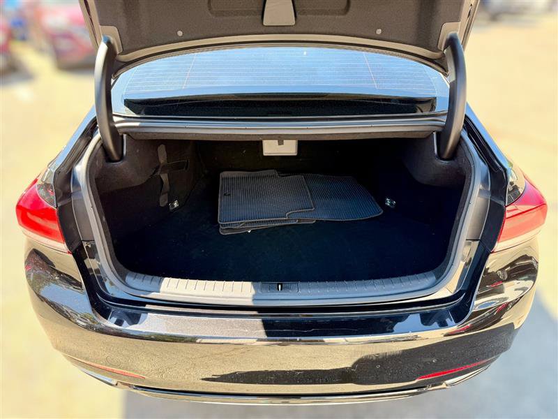 Used 2018 Genesis G80 3.8 AWD/4WD image 8