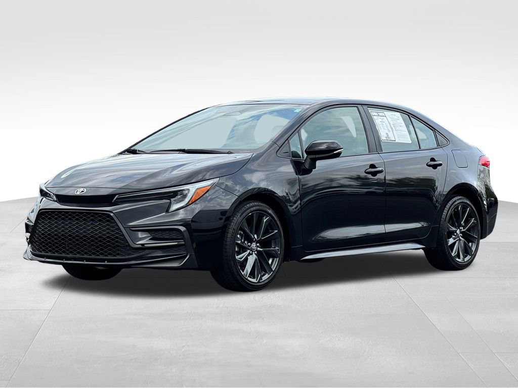 Used 2024 Toyota Corolla SE FWD image 3