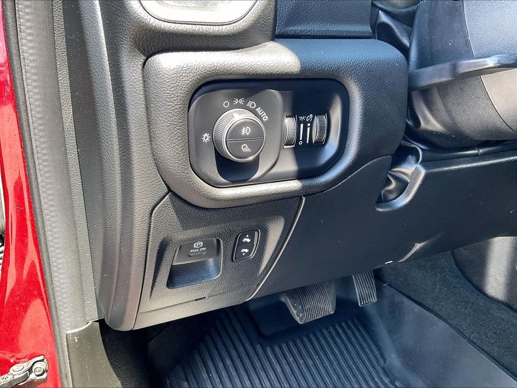 Used 2023 RAM 1500 Laramie AWD/4WD image 25