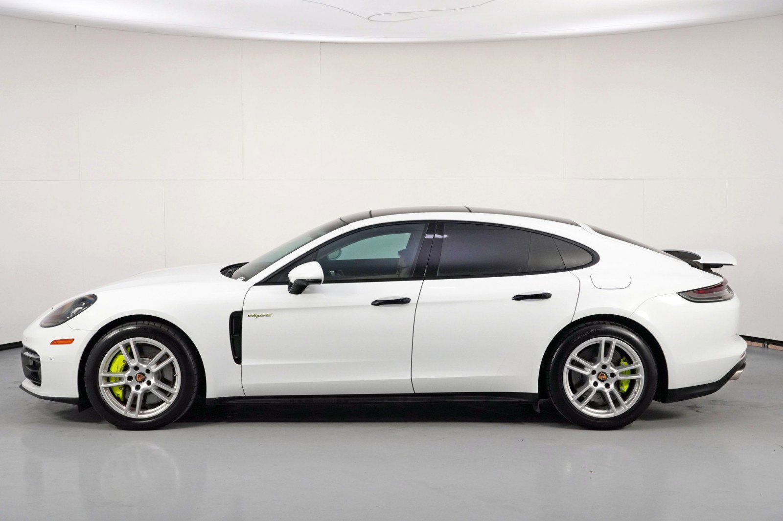 Used 2023 Porsche Panamera 4 image 51