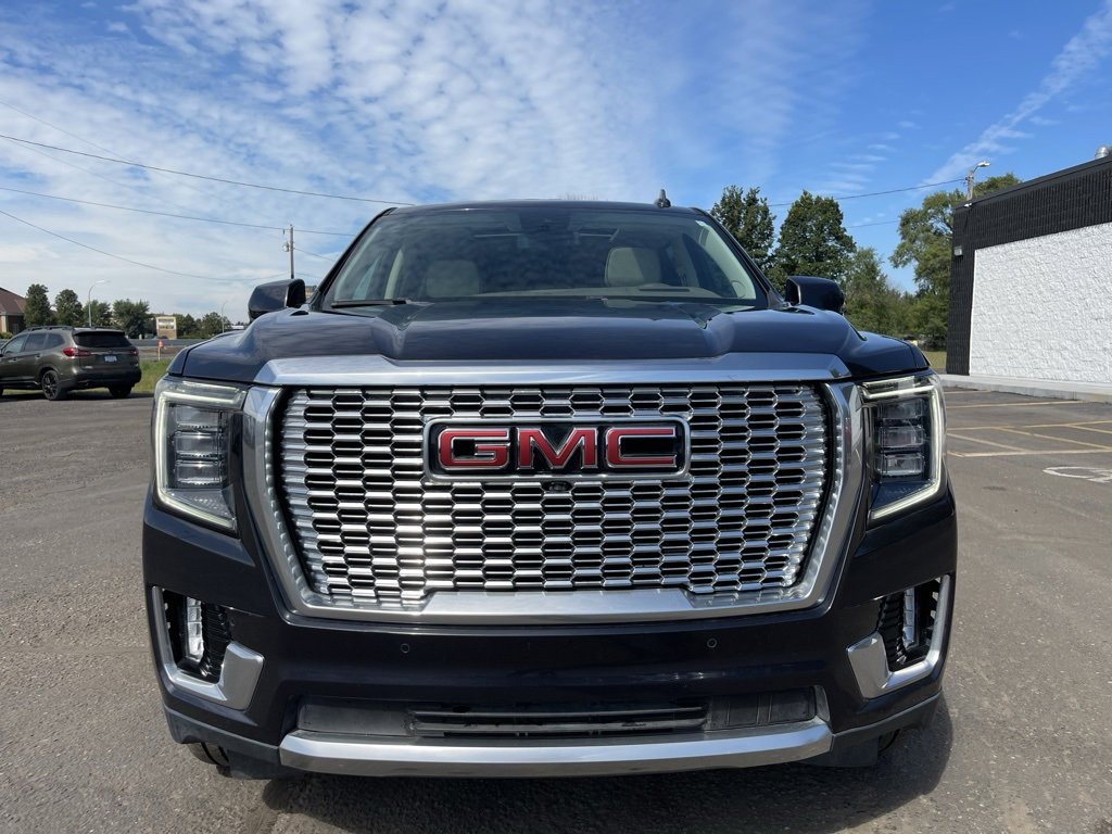 Used 2023 GMC Yukon XL Denali w/ Max Trailering Package image 12