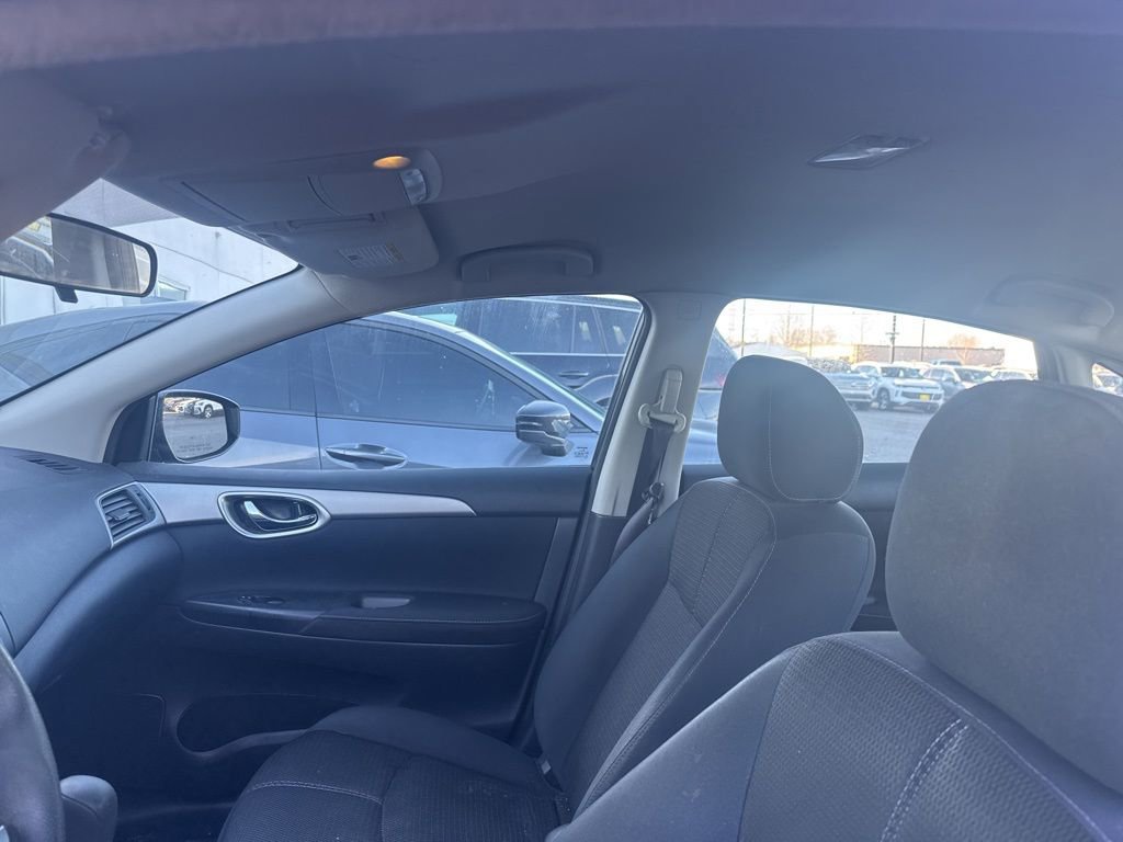 Used 2015 Nissan Sentra S image 26