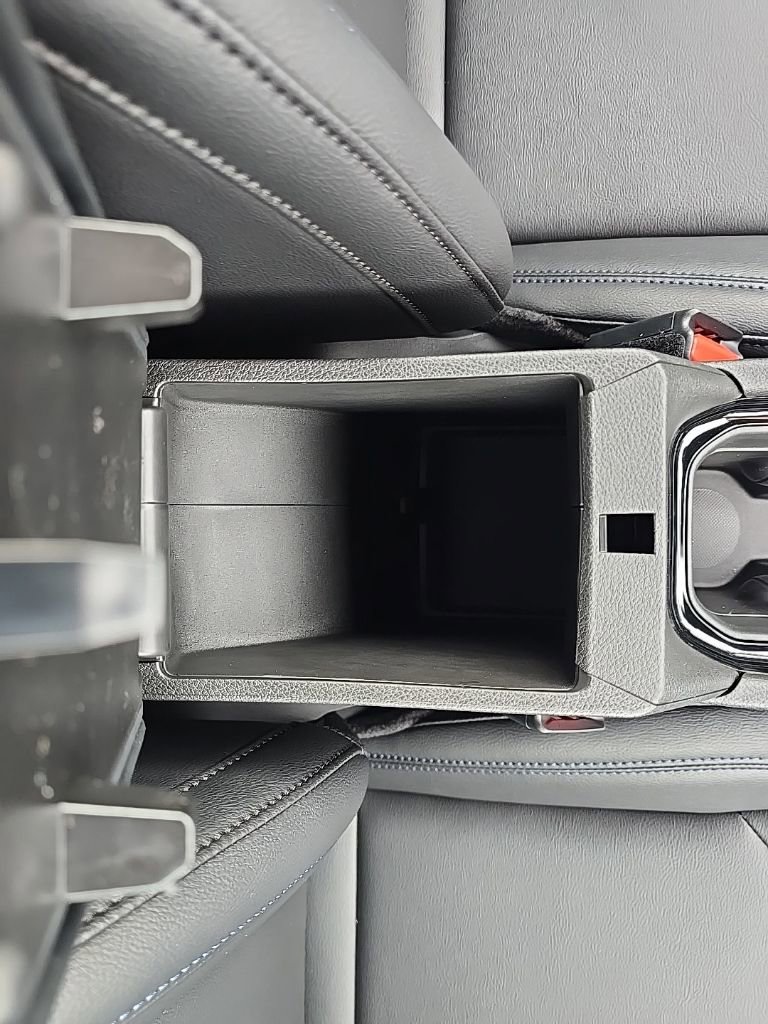 New 2026 Jeep Compass Limited image 31