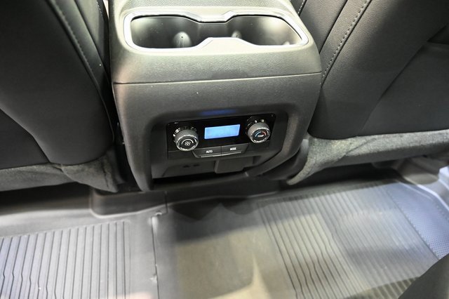 New 2026 Chevrolet Traverse LT w/ Sun and Wheel Package image 26