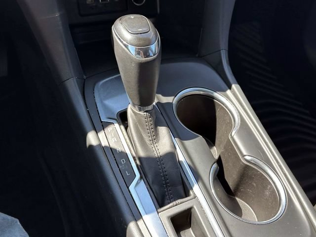 Used 2019 Chevrolet Equinox LT w/ Driver Convenience Package FWD image 28