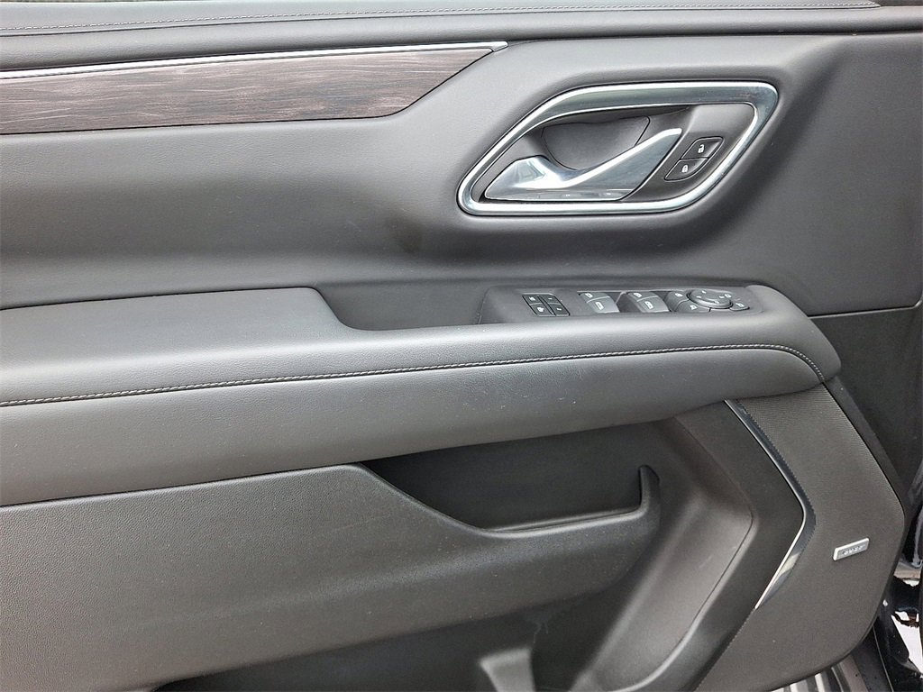 Used 2024 Chevrolet Tahoe LT w/ Luxury Package image 16