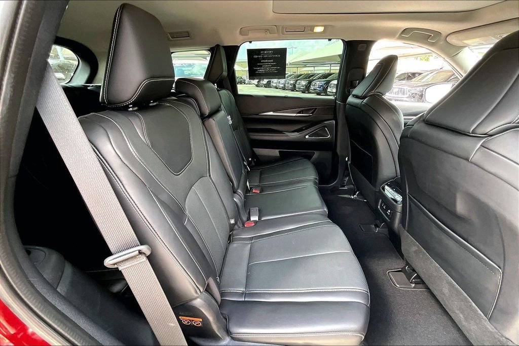 Certified 2023 INFINITI QX60 Sensory w/ Cargo Package FWD image 38