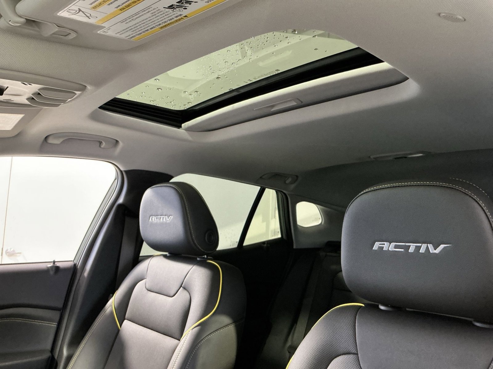 New 2026 Chevrolet Trax ACTIV w/ Sunroof Package image 30