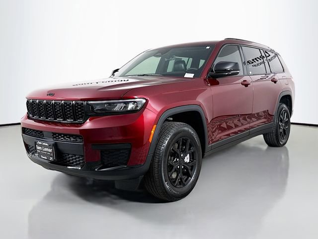 Used 2025 Jeep Grand Cherokee L Altitude image 3