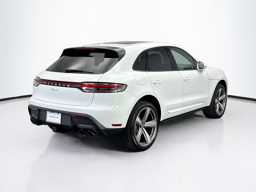 Used 2026 Porsche Macan AWD/4WD image 7
