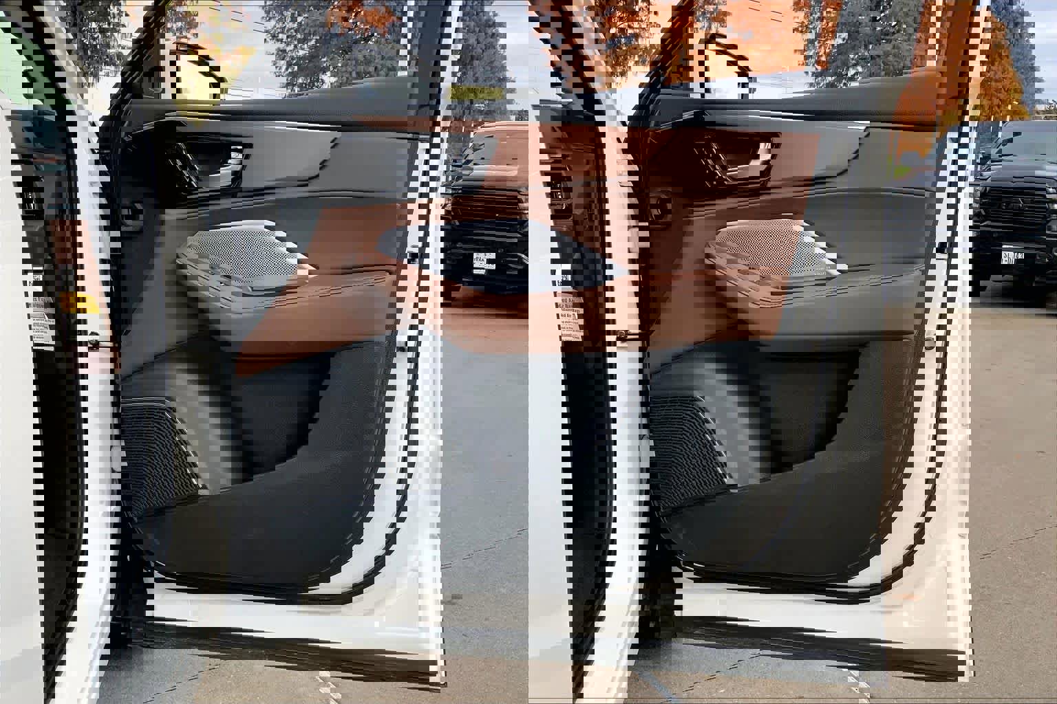 Certified 2025 Acura MDX SH-AWD w/ Technology Package image 21