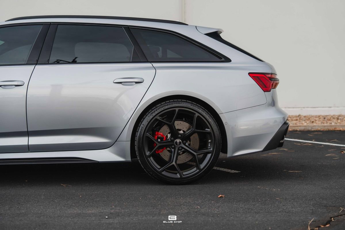 Used 2025 Audi RS 6 performance image 4