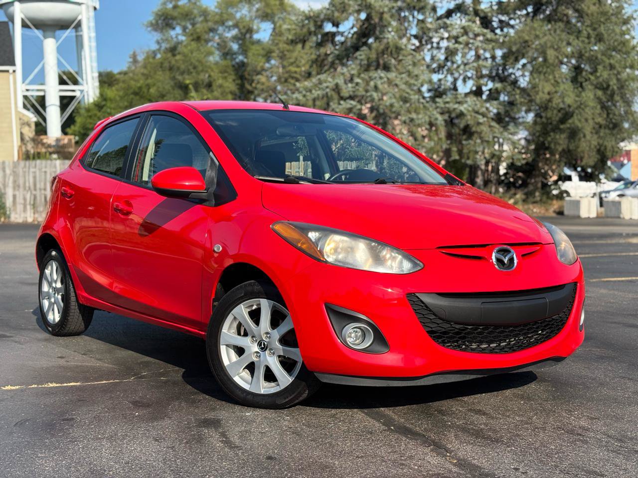 Used 2013 MAZDA MAZDA2 Touring FWD image 12
