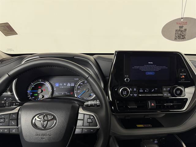 Certified 2026 Toyota Highlander XLE AWD/4WD image 16