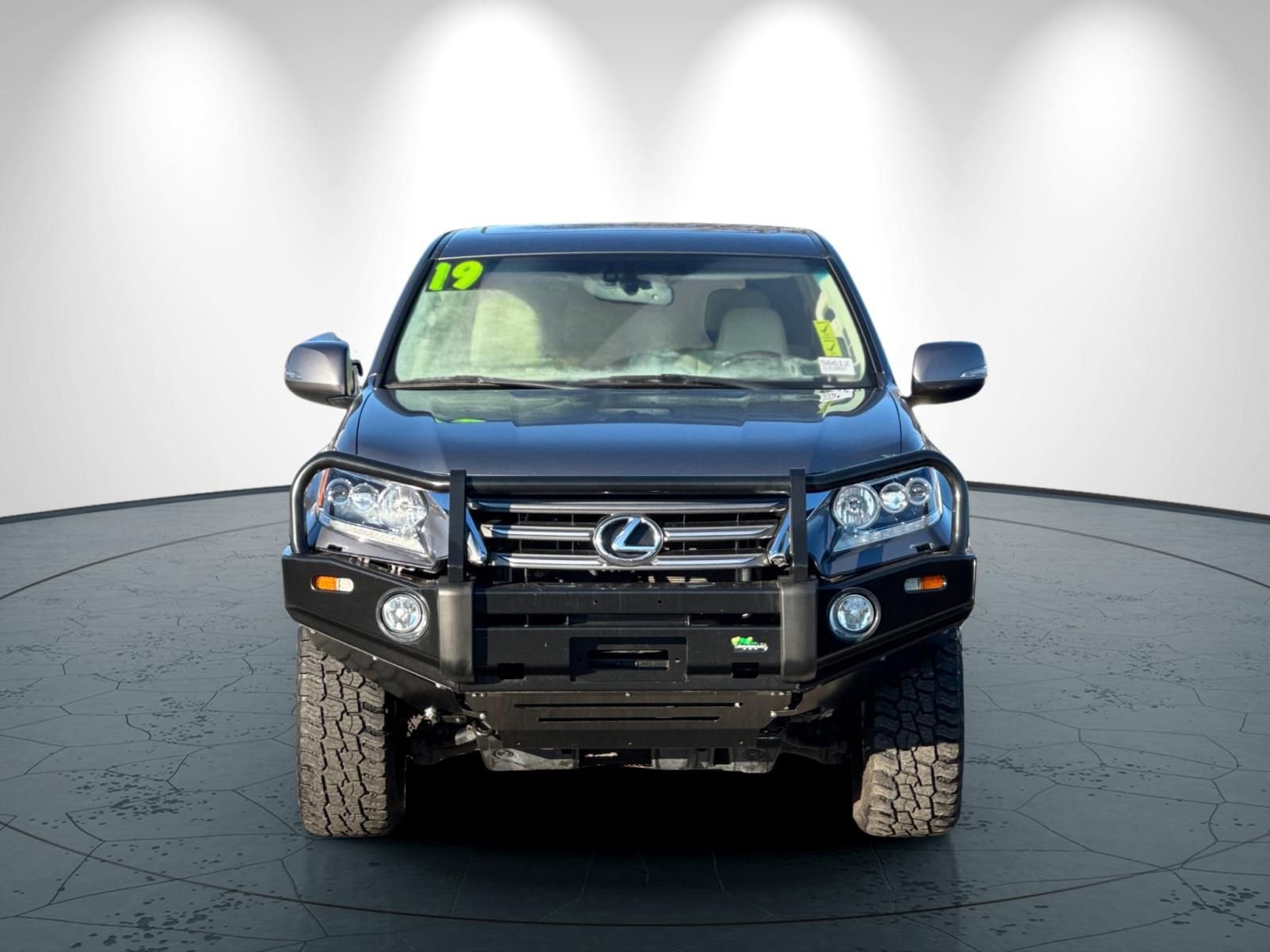 Used 2019 Lexus GX 460 Premium w/ Premium Package image 9