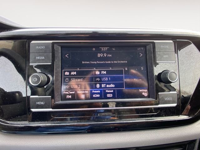 Used 2022 Volkswagen Taos S image 23