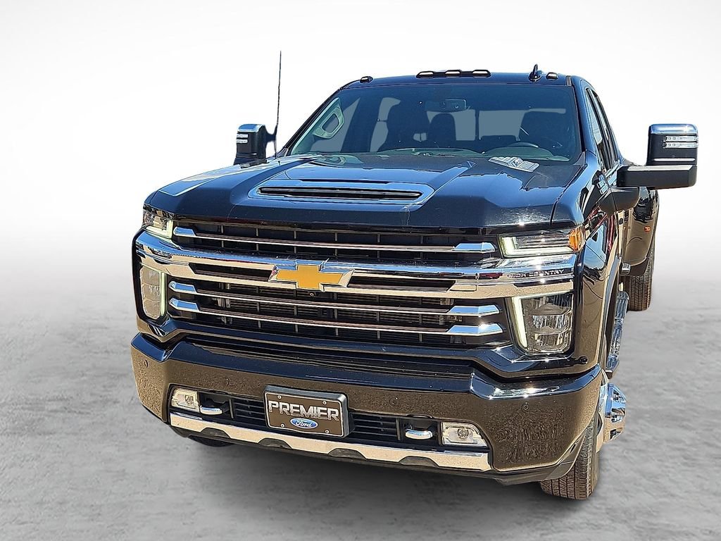 Used 2022 Chevrolet Silverado 3500 High Country AWD/4WD image 4