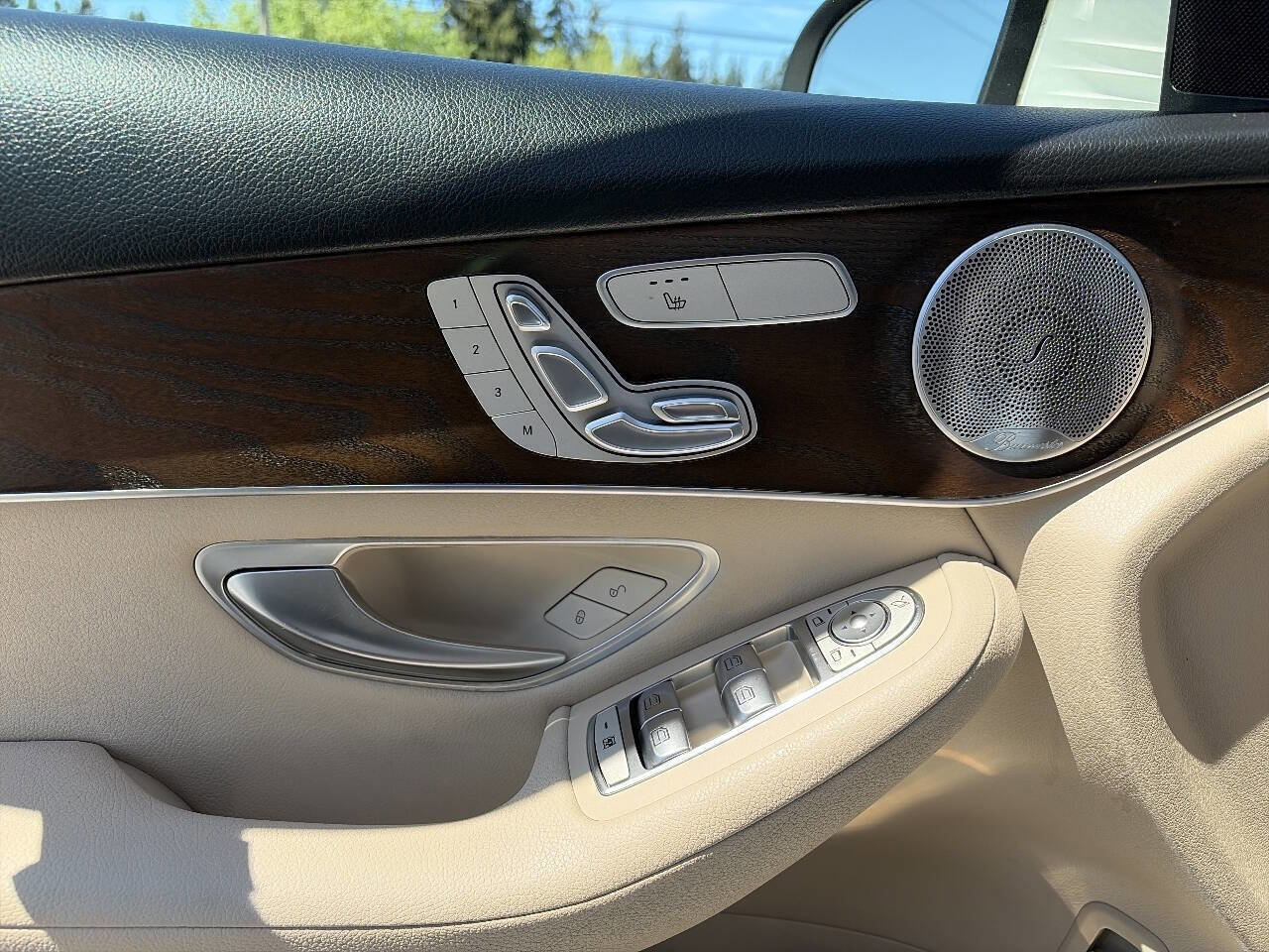 Used 2019 Mercedes-Benz GLC 300 4MATIC image 40