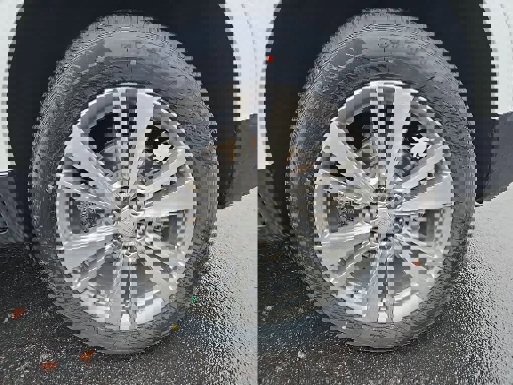 Used 2024 Cadillac XT5 Premium Luxury image 11