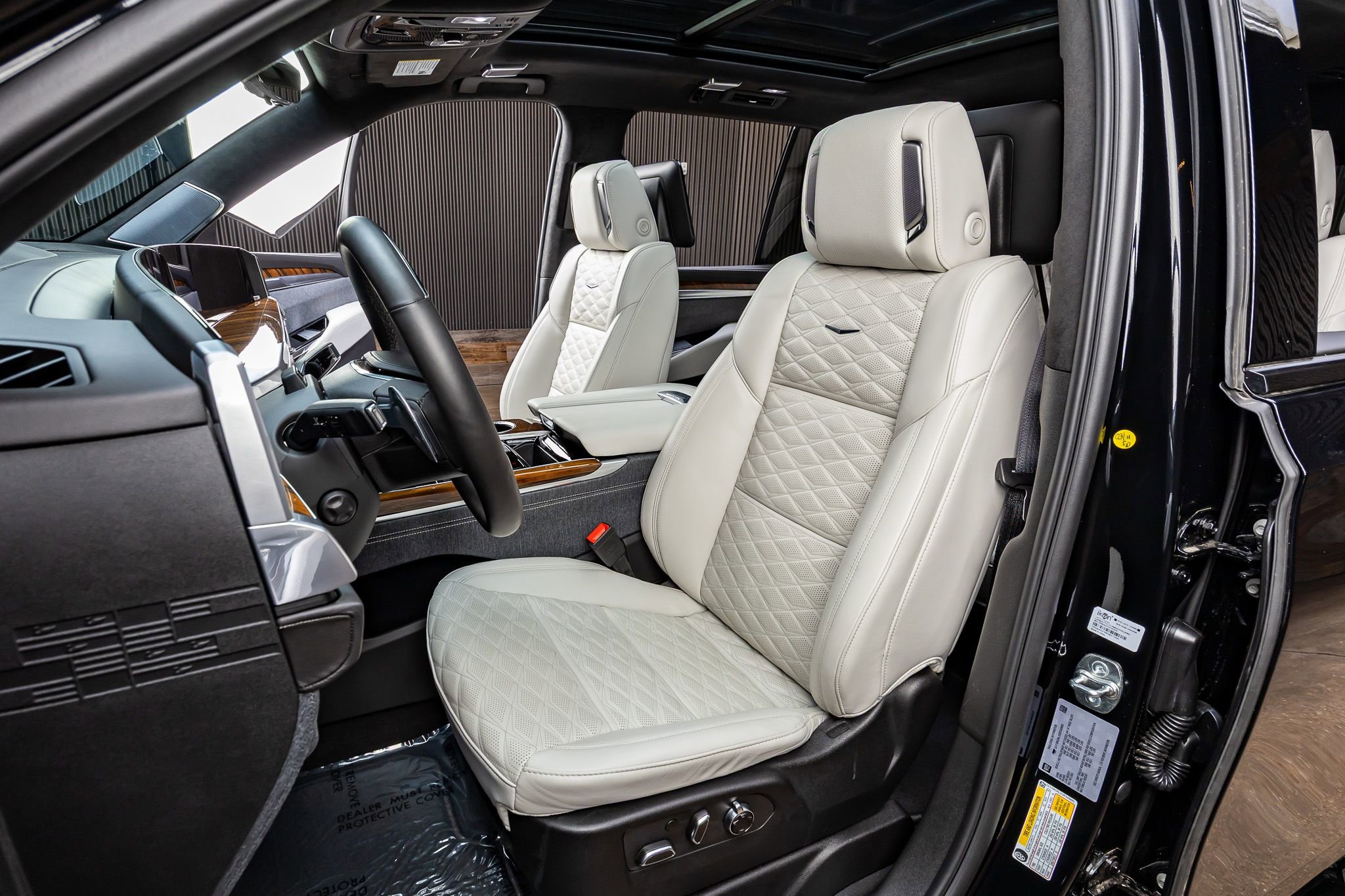 Used 2025 Cadillac Escalade Sport Platinum image 30