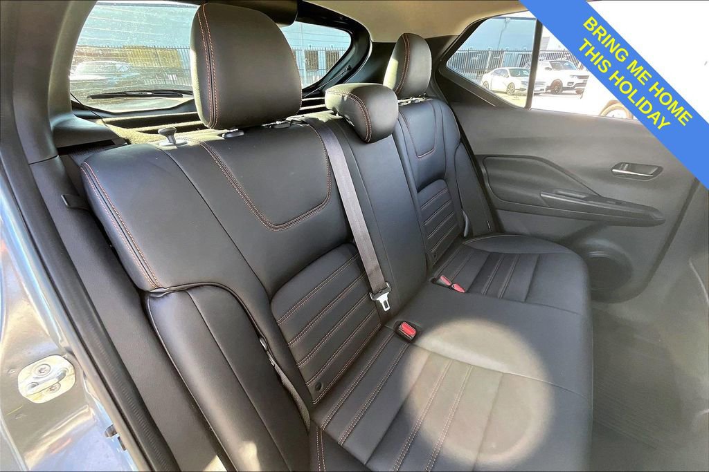 Used 2020 Nissan Kicks SR w/ SR Premium Package image 32