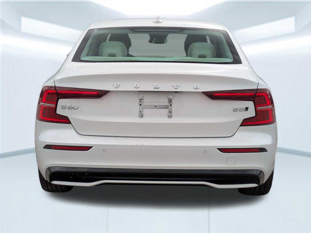 Used 2024 Volvo S60 B5 Plus image 16