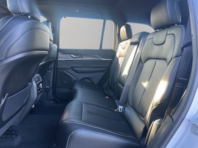 New 2025 Jeep Grand Cherokee Limited image 13
