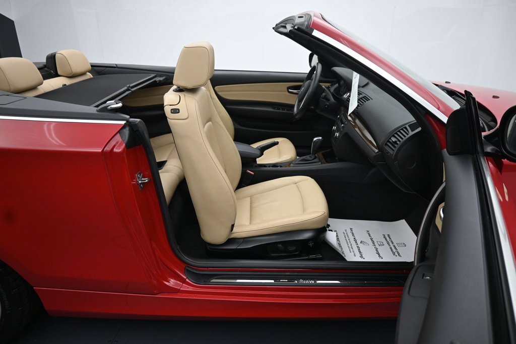 Used 2012 BMW 128i Convertible RWD image 12