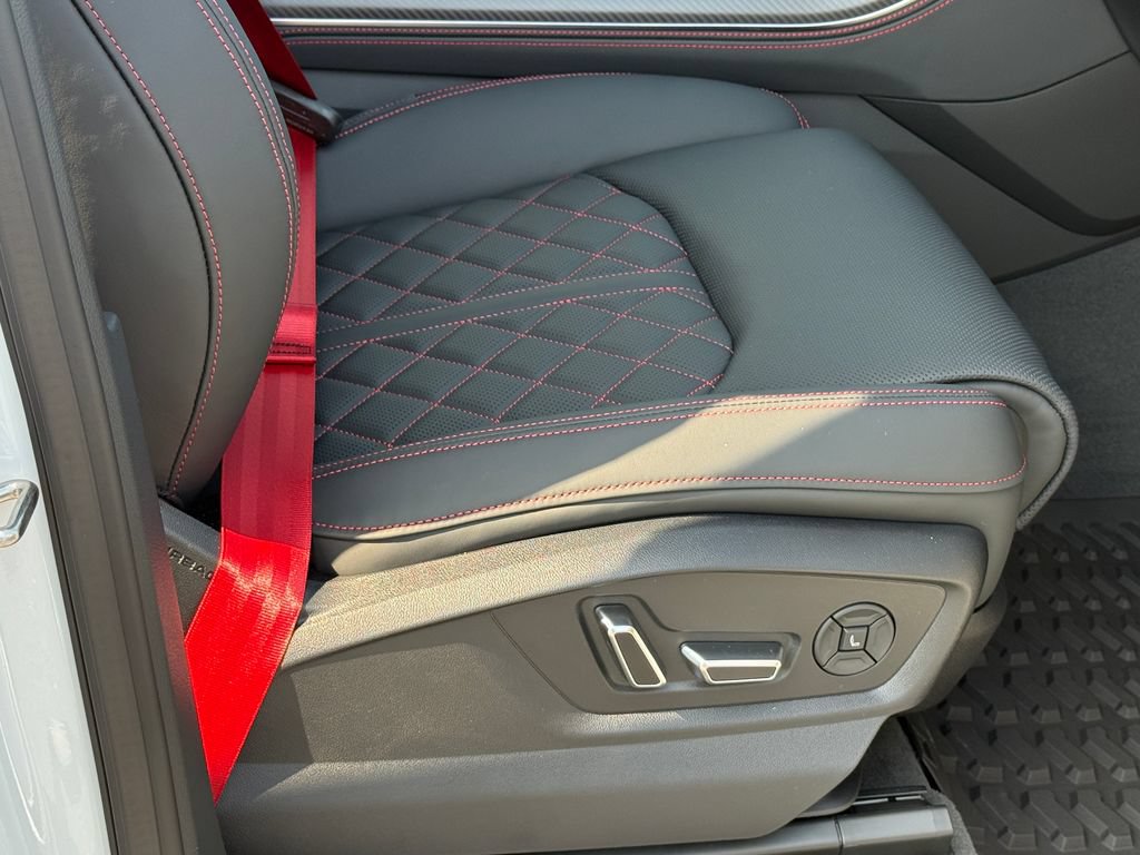 New 2026 Audi Q7 3.0T Prestige AWD/4WD image 12