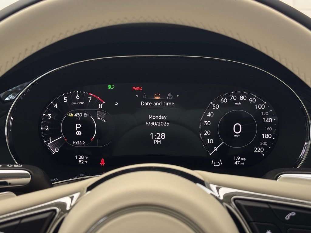 New 2025 Bentley Flying Spur Plug-In Hybrid image 5