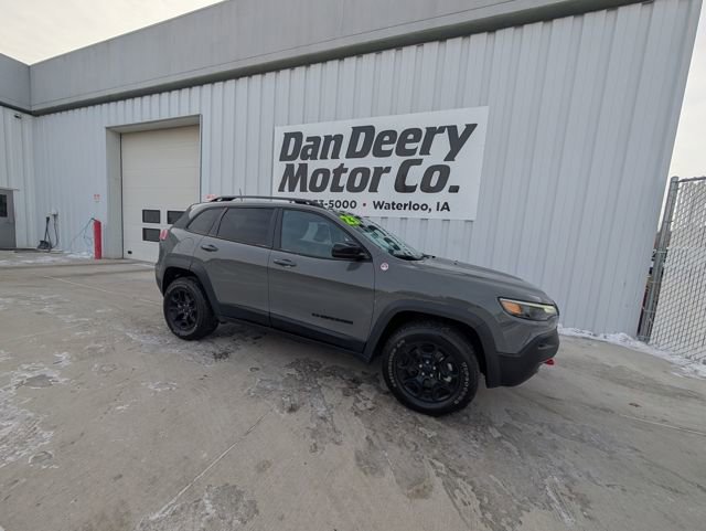 Used 2023 Jeep Cherokee Trailhawk w/ Trailer Tow Group image 33