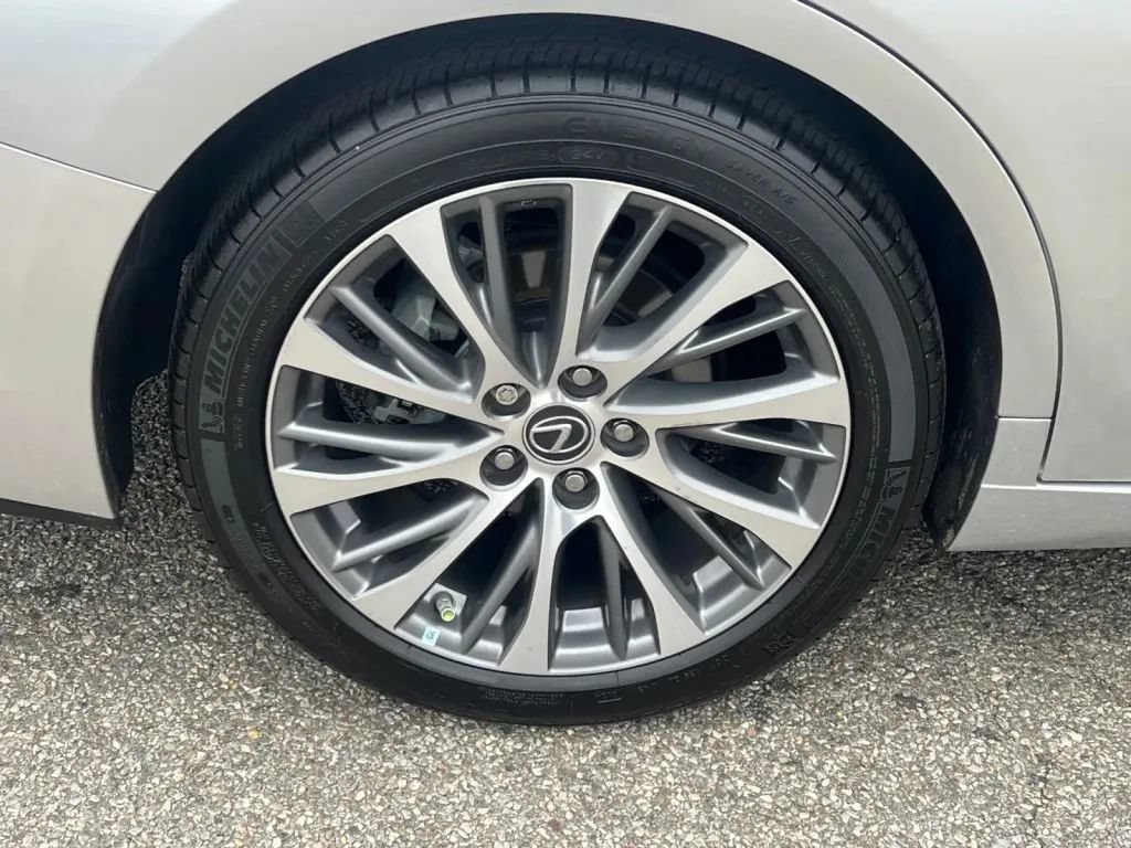 Used 2021 Lexus ES 350 w/ Premium Package FWD image 18
