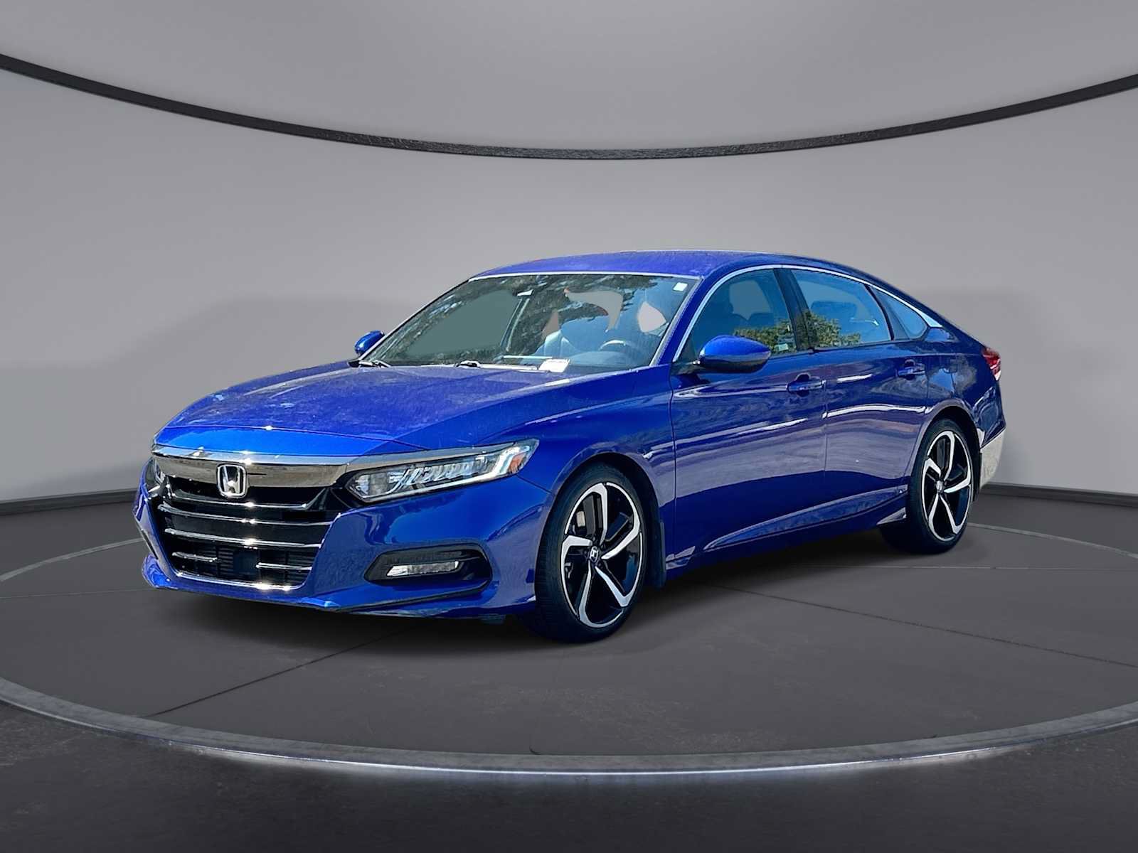 Used 2018 Honda Accord Sport image 1