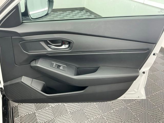 Used 2025 Honda Accord EX-L image 16