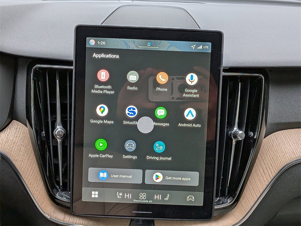 New 2026 Volvo XC60 B5 Plus w/ Protection Package Premier image 19