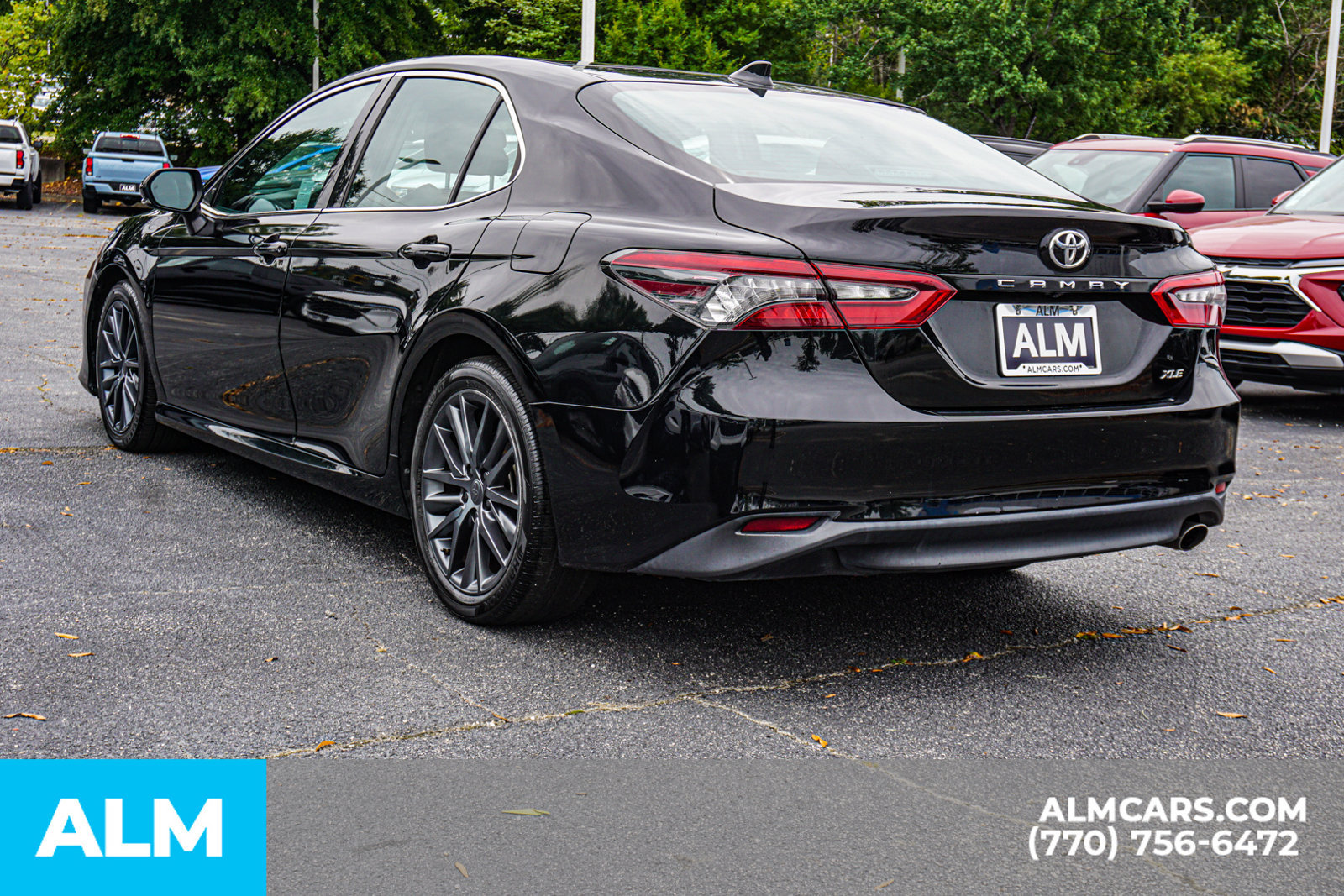 Used 2023 Toyota Camry XLE w/ Navigation Package FWD image 7