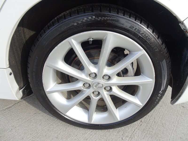 Used 2011 Lexus CT 200h Premium w/ Premium Audio Pkg FWD image 27