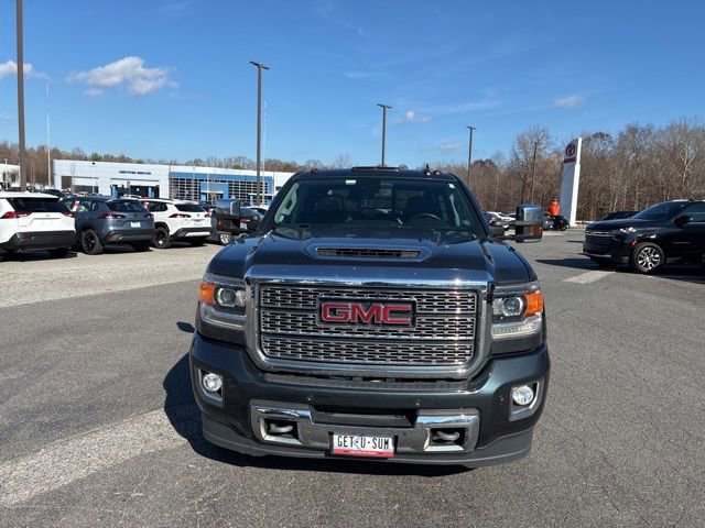 Used 2019 GMC Sierra 3500 Denali w/ Duramax Plus Package image 3