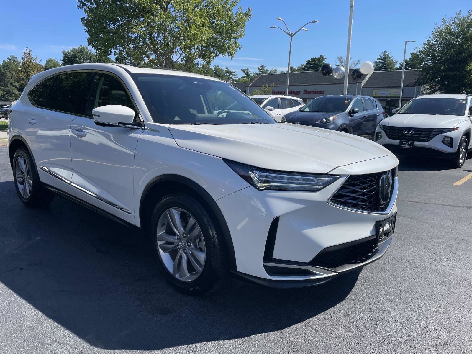 Used 2025 Acura MDX SH-AWD image 10