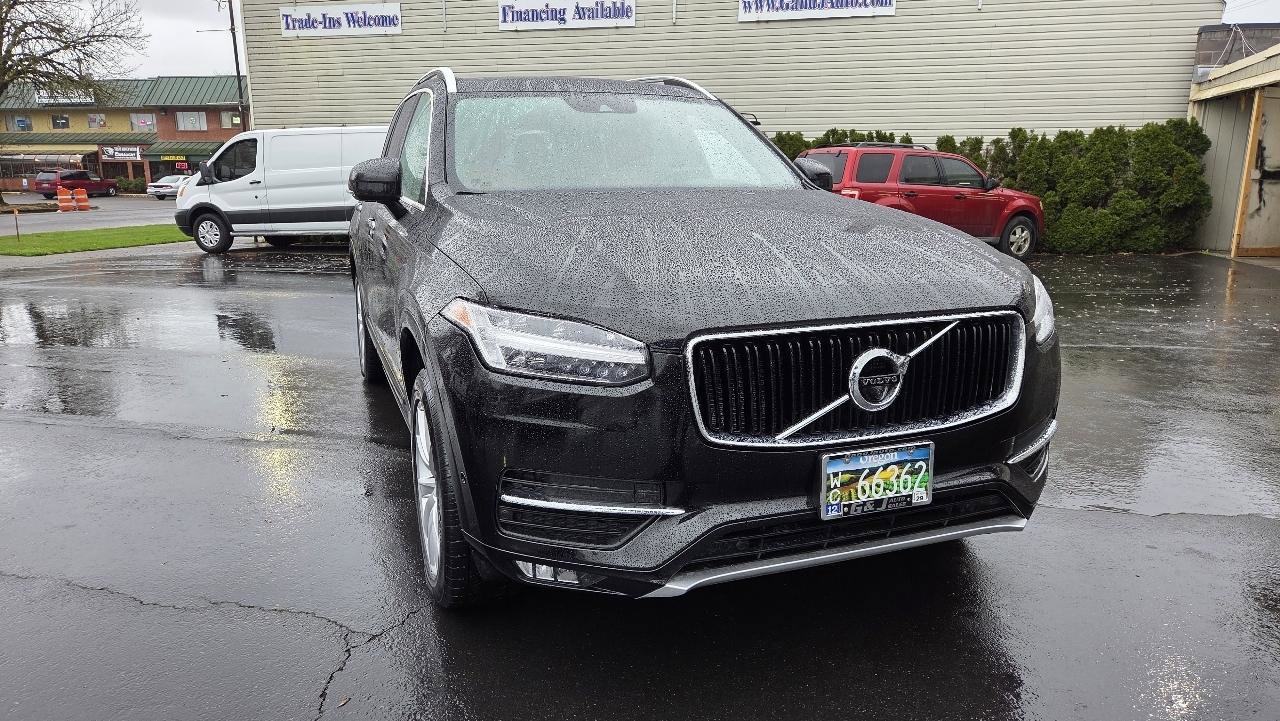 Used 2018 Volvo XC90 T5 Momentum w/ Convenience Package image 4